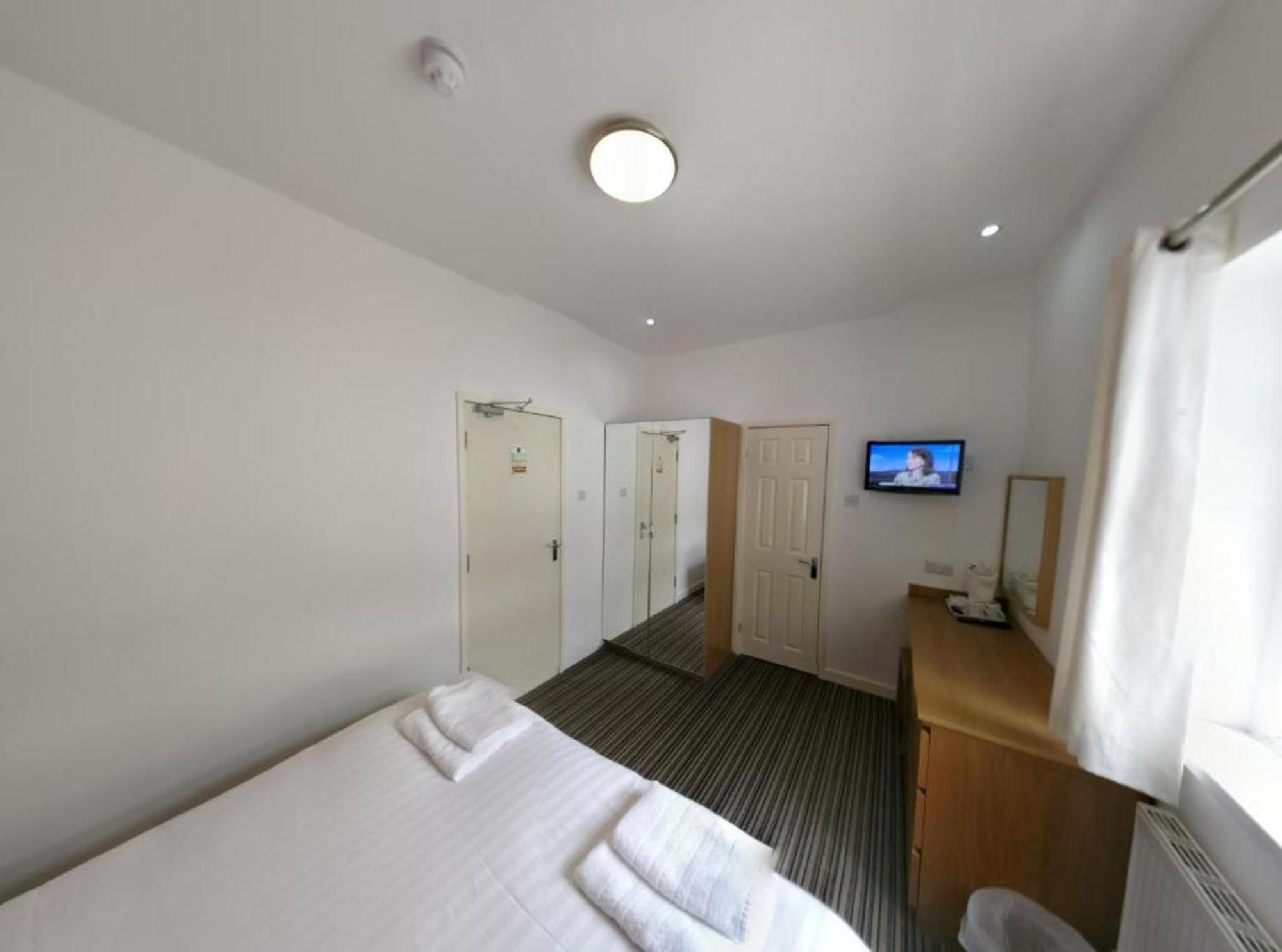 Oyo Wave Crest Hotel Blackpool Buitenkant foto