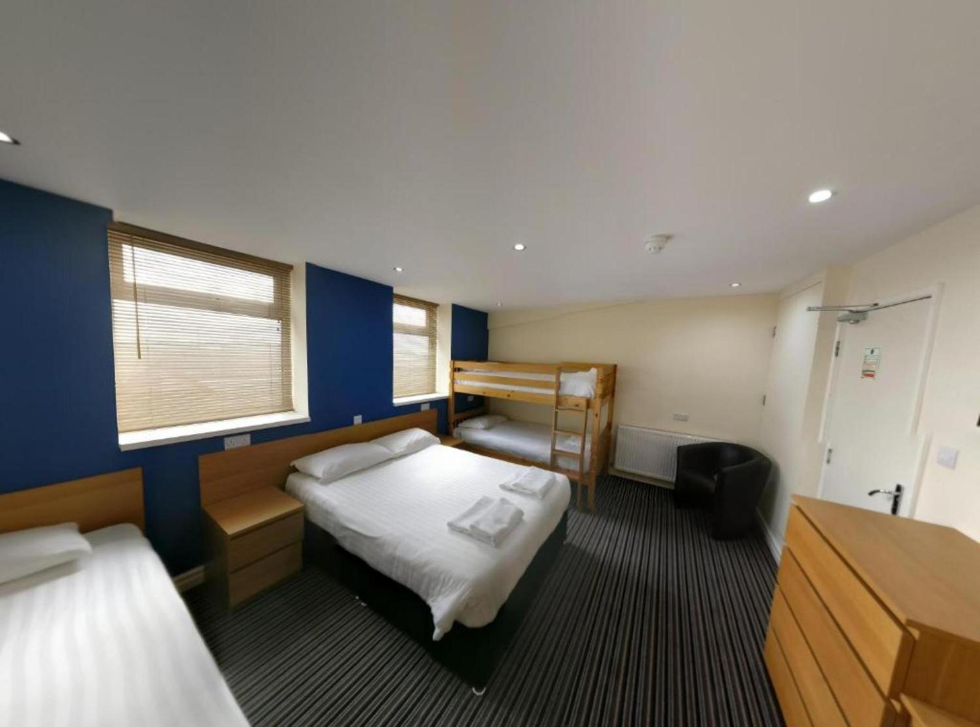 Oyo Wave Crest Hotel Blackpool Buitenkant foto