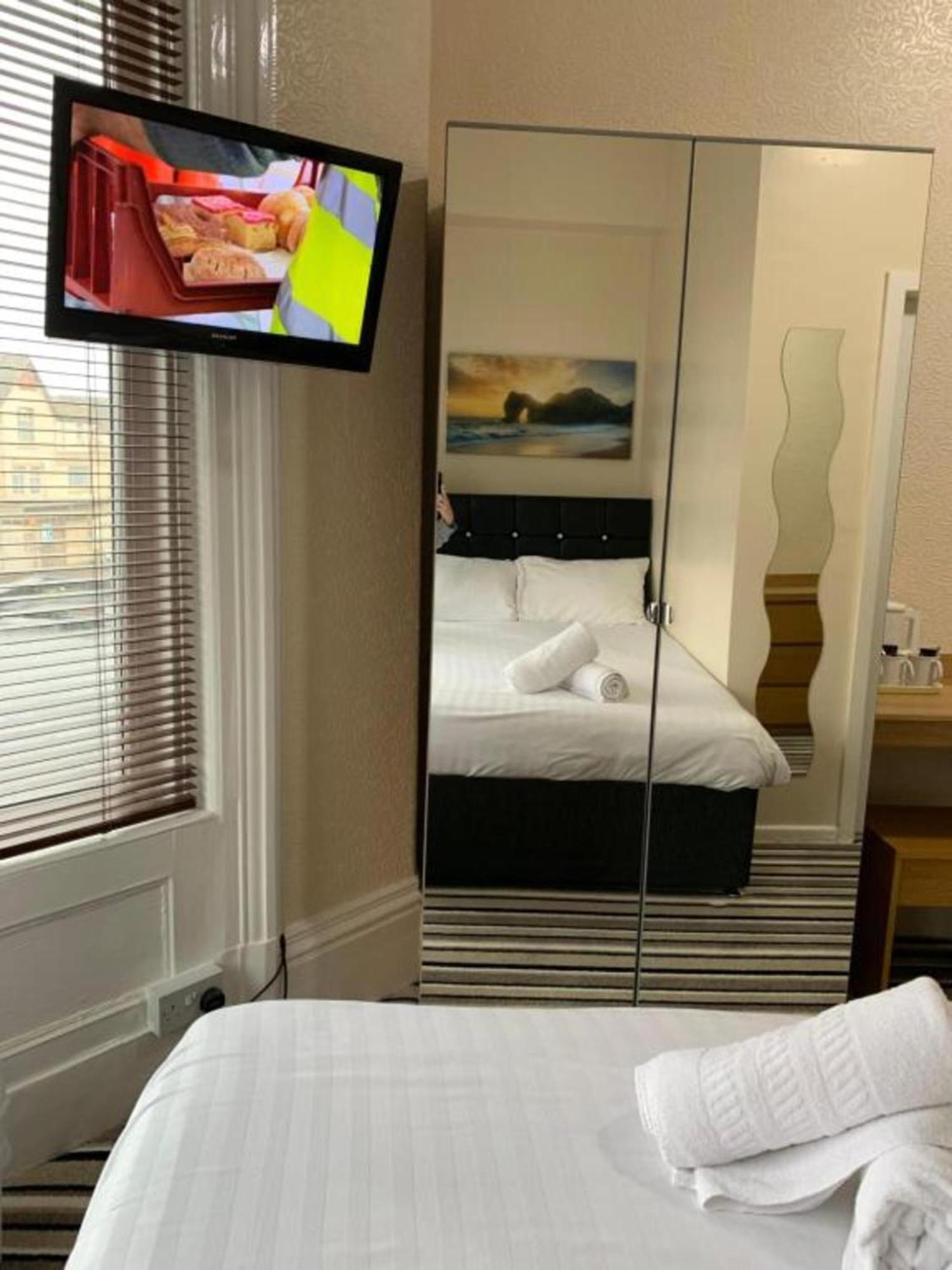 Oyo Wave Crest Hotel Blackpool Buitenkant foto