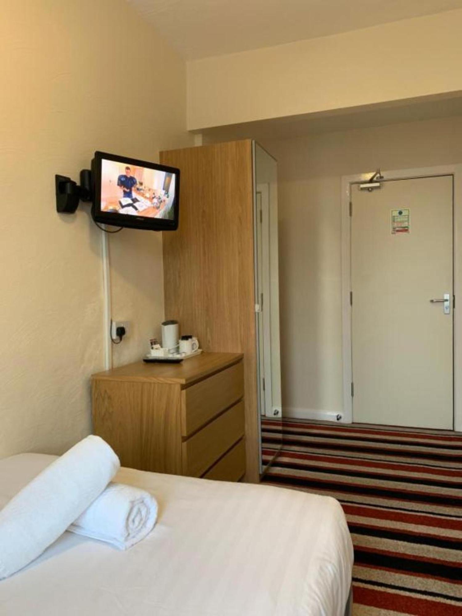 Oyo Wave Crest Hotel Blackpool Buitenkant foto