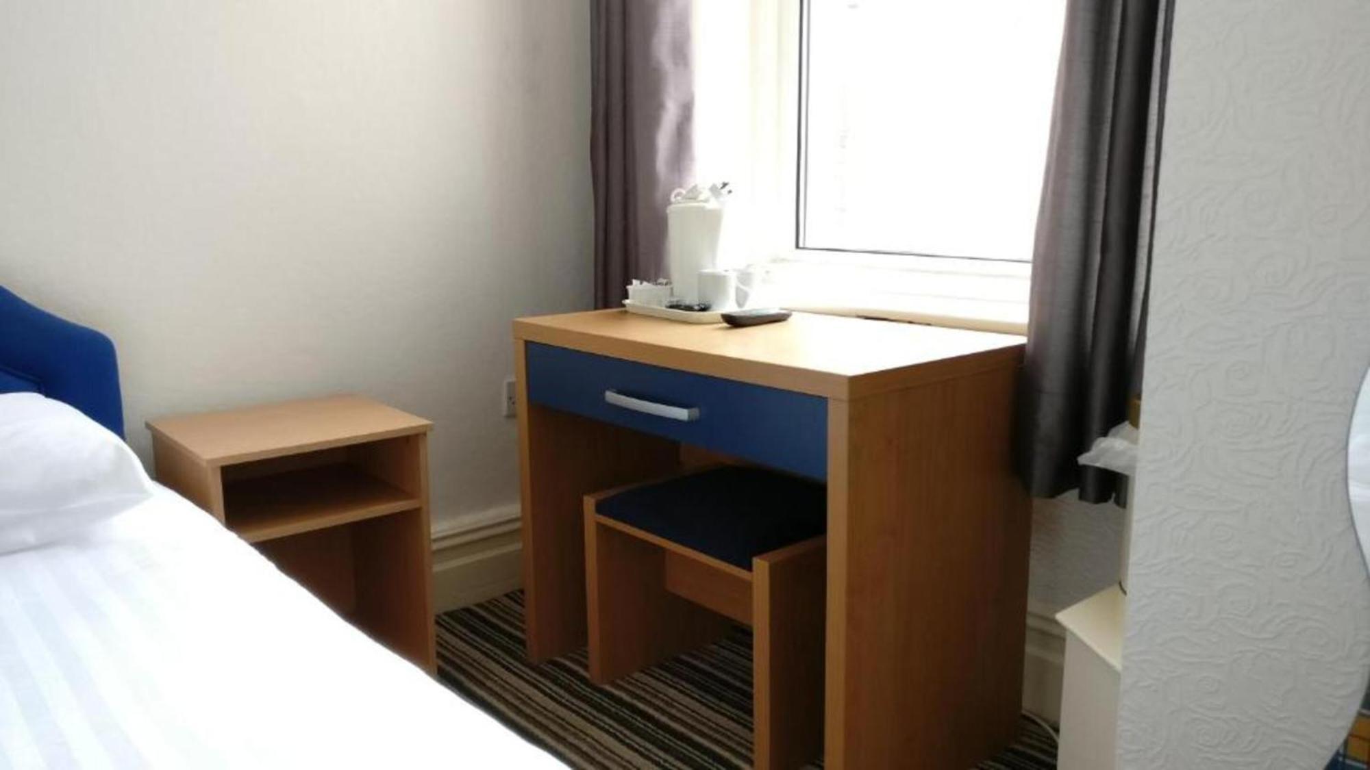 Oyo Wave Crest Hotel Blackpool Buitenkant foto